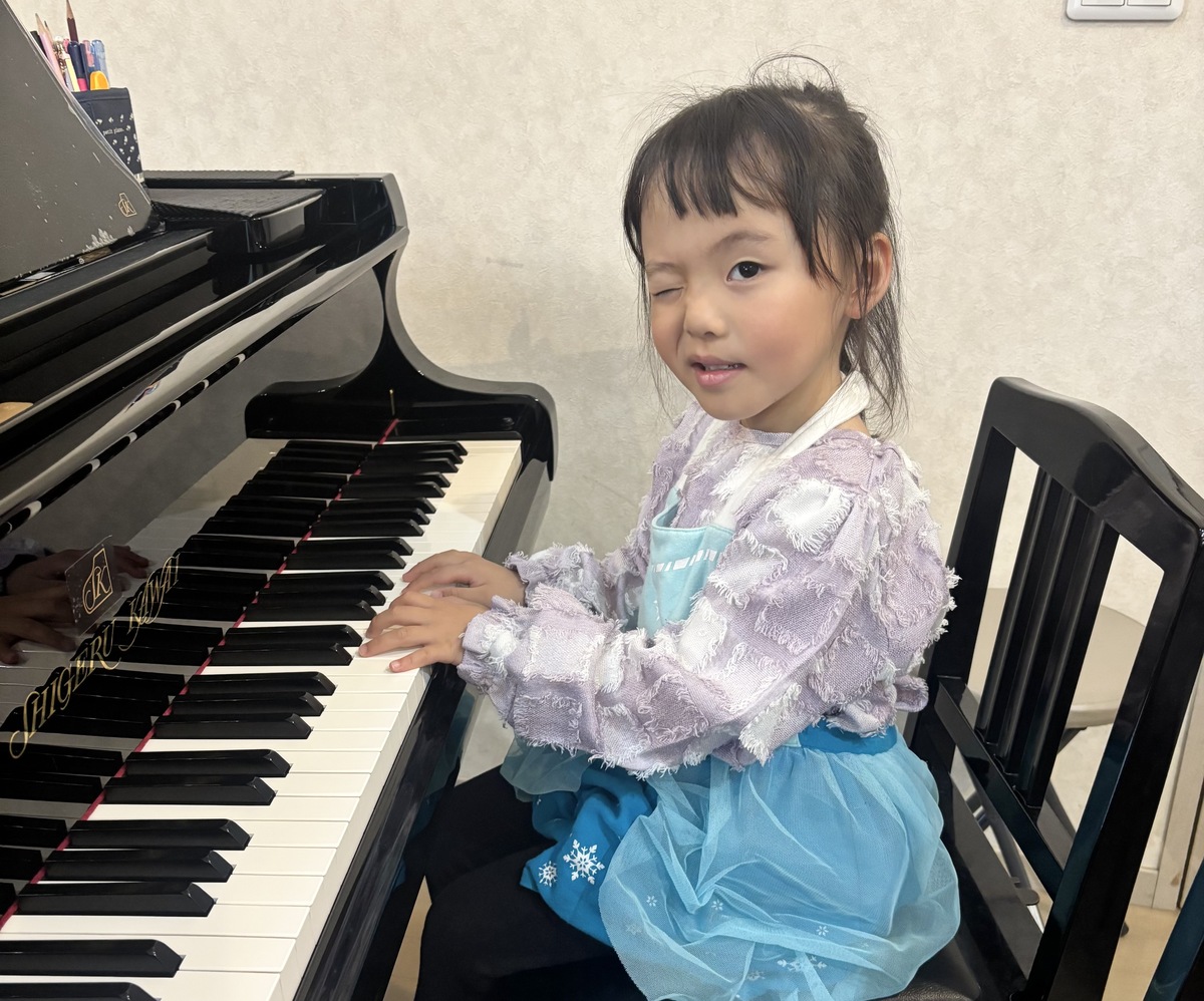 ピアノ　岐南　年中　女